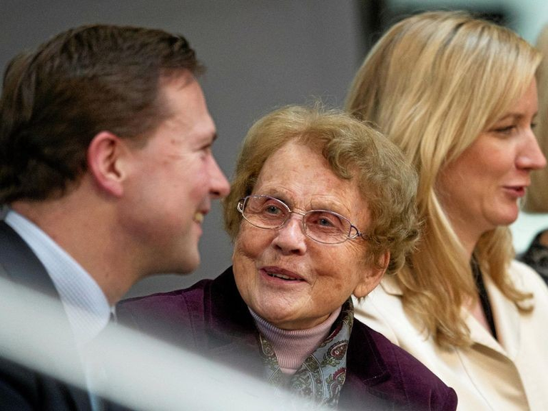 Irene Kasner: Biografie, Familie und ihr Weg zur Ergotherapeutin irene kasner